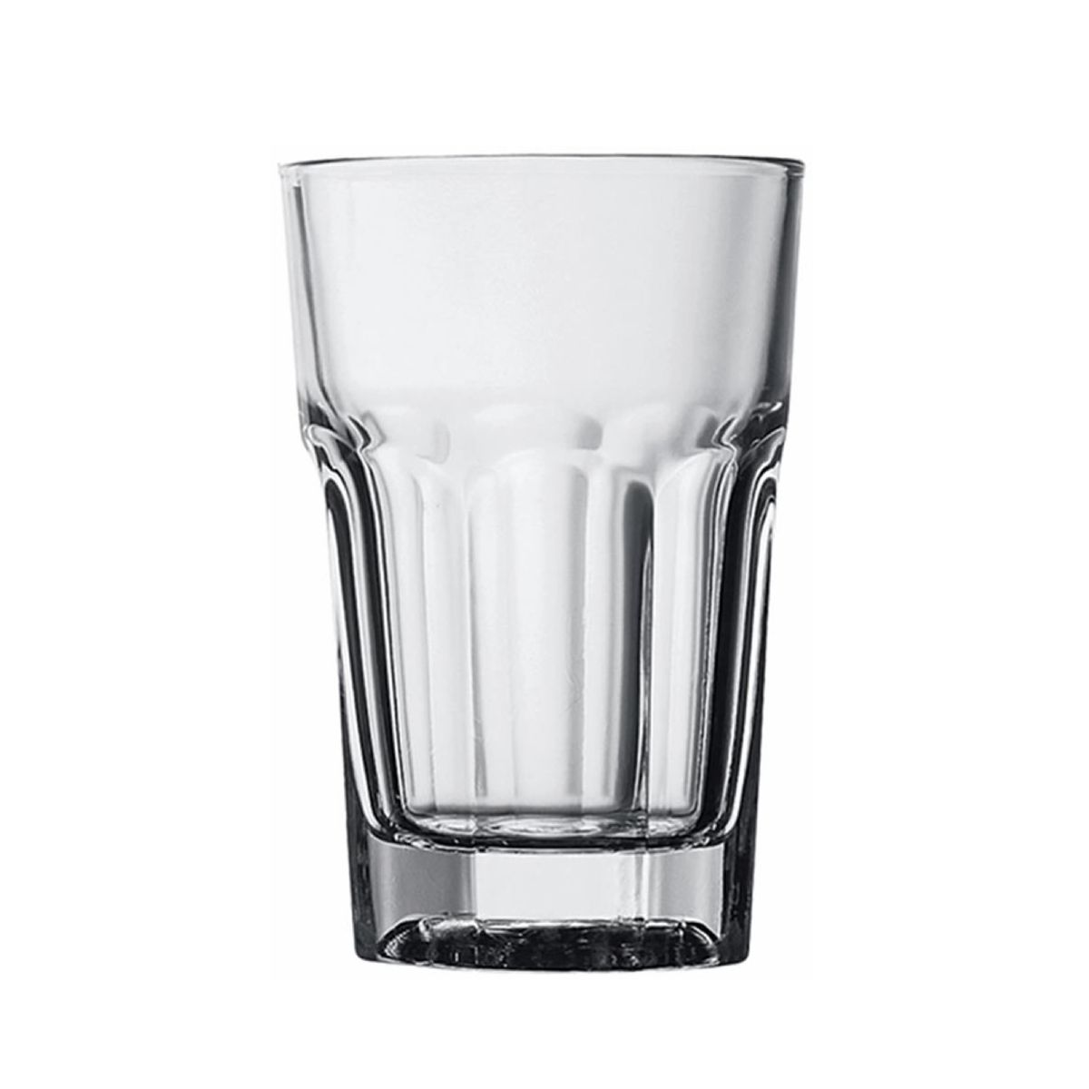 Voorzijde van het Casablanca Latte glas 29,5 cl. (120 mm) met licht conisch ontwerp en geribbelde structuur. Voorzijde van het Casablanca Latte glas 29,5 cl. (120 mm) met licht conisch ontwerp en geribbelde structuur.