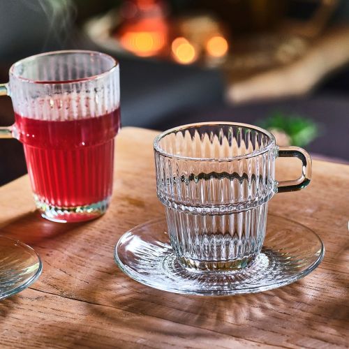 Sfeerbeeld van Barshine koffieschotel 14 cm glas in interieur.