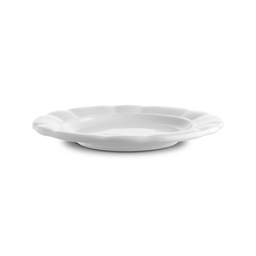 Zijaanzicht van het bord Bernice 19 cm in wit porselein met subtiel opstaande rand.