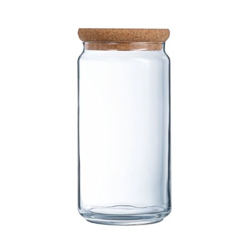 Glazen pot van 1,5 liter met kurken deksel in vooraanzicht, transparant voorraadglas voor droge etenswaren.