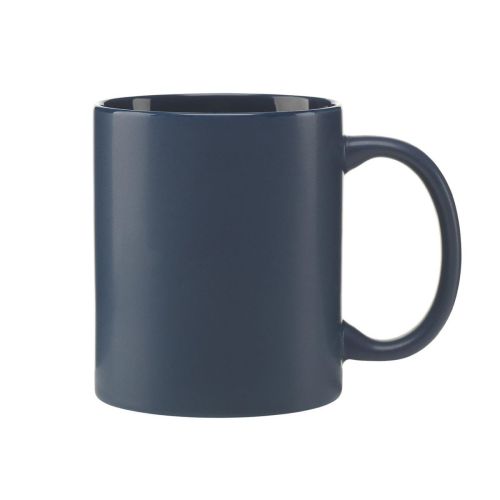 Vooraanzicht van Kitty mok mat 35 cl. in blauw porselein met glad mat oppervlak en rechte cilindervorm.