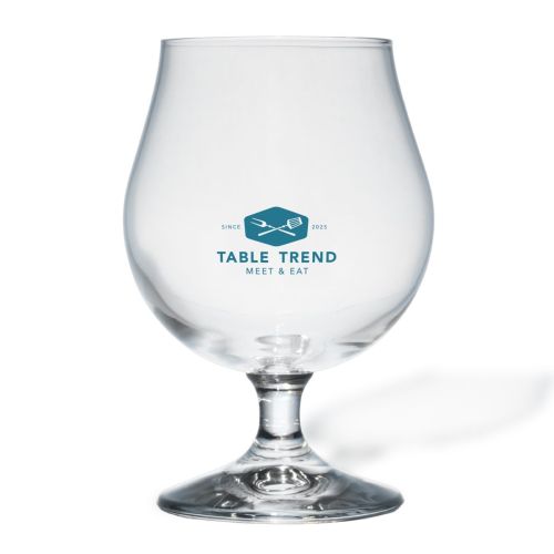 Breughel bierglas 48 cl. met éénkleurig TableTrend-logo op de voorzijde, gecentreerd op het glasoppervlak.