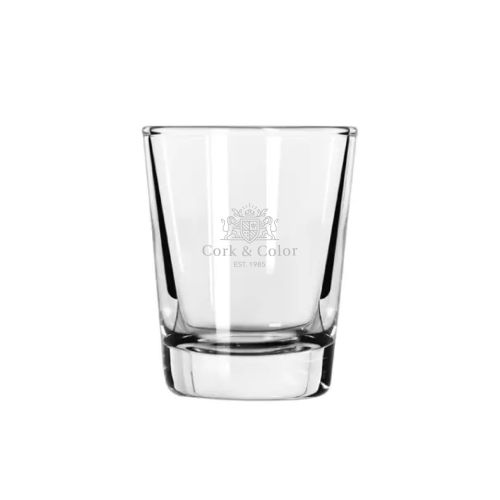 Glazen borrelglas Libbey Shots 6 cl. met gegraveerd CorkColor-logo zichtbaar op de voorzijde. Glazen borrelglas Libbey Shots 6 cl. met gegraveerd CorkColor-logo zichtbaar op de voorzijde.