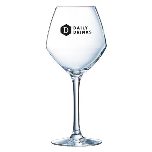 Wijnglas Cabernet young 58 cl met DailyDrinks-logo in één kleur op de voorzijde van het glas.
