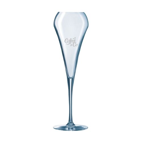 Vooraanzicht champagneglas 20 cl met éénkleurig logo CoffeeCo centraal op kelk, Chef & Sommelier Open Up. Vooraanzicht champagneglas 20 cl met éénkleurig logo CoffeeCo centraal op kelk, Chef & Sommelier Open Up.