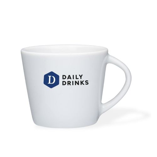Porseleinen koffiekop 20 cl. bedrukt met meerkleurig DailyDrinks-logo op vooraanzicht.
