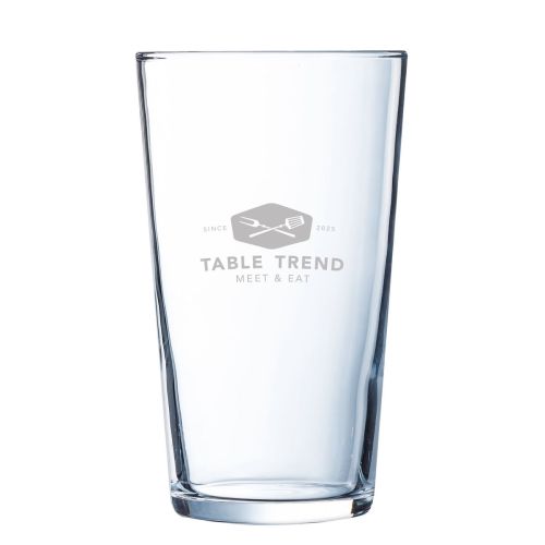 Glas Conique 64 cl. met gegraveerd TableTrend-logo op vooraanzicht, subtiele matte afwerking.