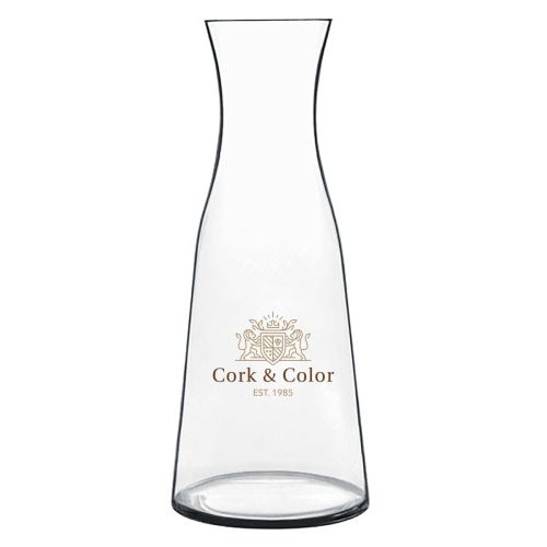Atelier karaf 1 liter van glas met meerkleurig CorkColor-logo op het vooraanzicht gedrukt.