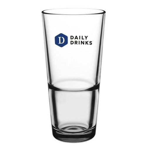 Opdruk van het DailyDrinks-logo in meerdere kleuren op het Latte Macchiato stapelglas van 37,6 cl.