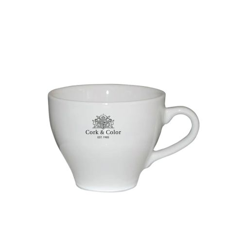 Voorzijde van Dom Koffie kop 15 cl. bedrukt met éénkleurig CorkColor-logo op wit porselein. Voorzijde van Dom Koffie kop 15 cl. bedrukt met éénkleurig CorkColor-logo op wit porselein.