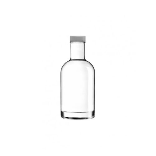 Heldere glazen fles Oslo 0,2 liter met zilveren dop van voren gefotografeerd, zonder bedrukking. Heldere glazen fles Oslo 0,2 liter met zilveren dop van voren gefotografeerd, zonder bedrukking.