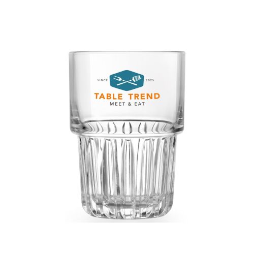 Onis Everest longdrinkglas 26,5 cl met kleurrijk bedrukt TableTrend-logo op de voorzijde. Onis Everest longdrinkglas 26,5 cl met kleurrijk bedrukt TableTrend-logo op de voorzijde.
