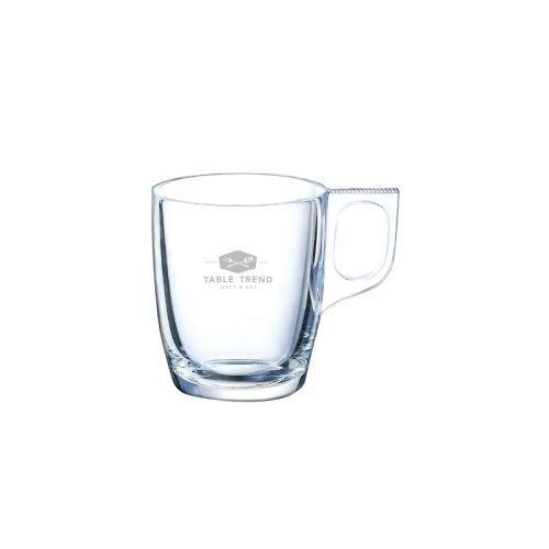 Voorzijde van espressoglas 9 cl. met fijne TableTrend-logo gravure op helder glas. Voorzijde van espressoglas 9 cl. met fijne TableTrend-logo gravure op helder glas.